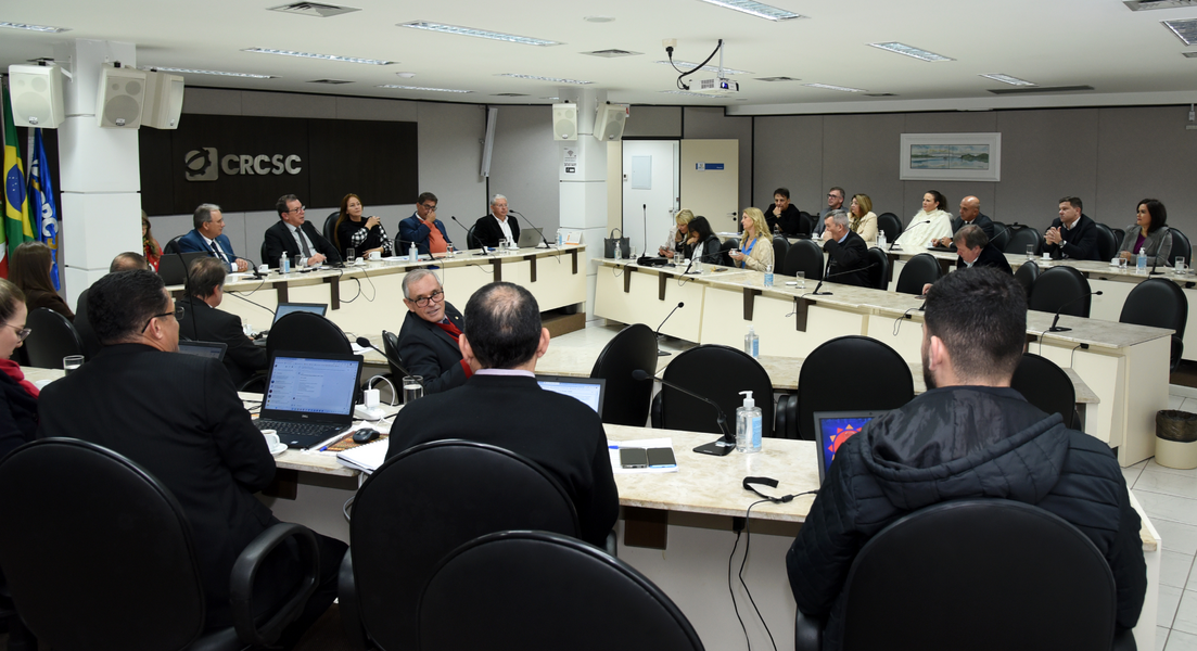 plenaria-presencial-do-crcsc-contou-com-convidados-e-reuniu-conselheiros-e-diretoria-da-entidade-em-florianopolis