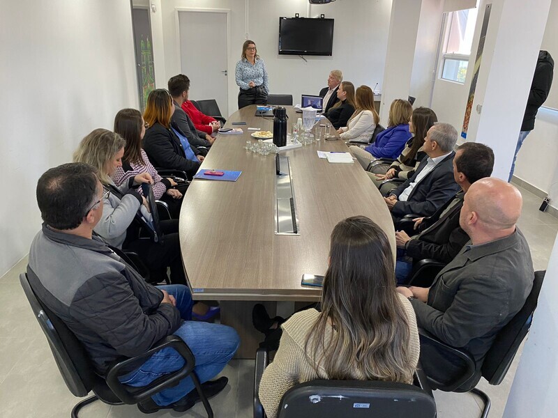 reuniao-alinha-detalhes-tecnicos-para-efetivacao-do-convenio-entre-crcsc-e-prefeitura-de-florianopolis