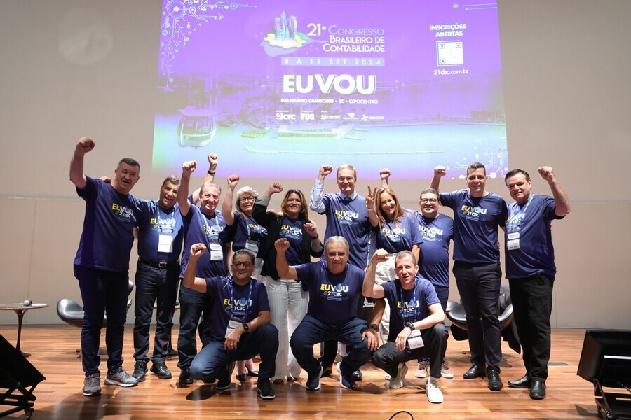 comitiva-do-crcsc-participa-do-seminario-de-gestao-planejamento-estrategico-governanca-e-diretrizes-gerais-do-sistema-contabil